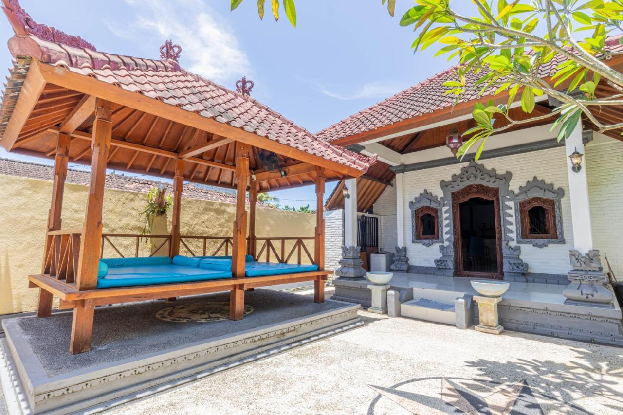 Surf Retreat Villa Sari Bali プルカン エクステリア 写真